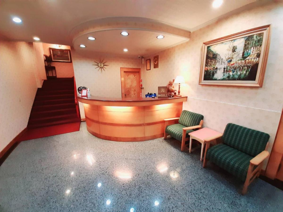 Long Cherng Hotel Luodong Exterior foto