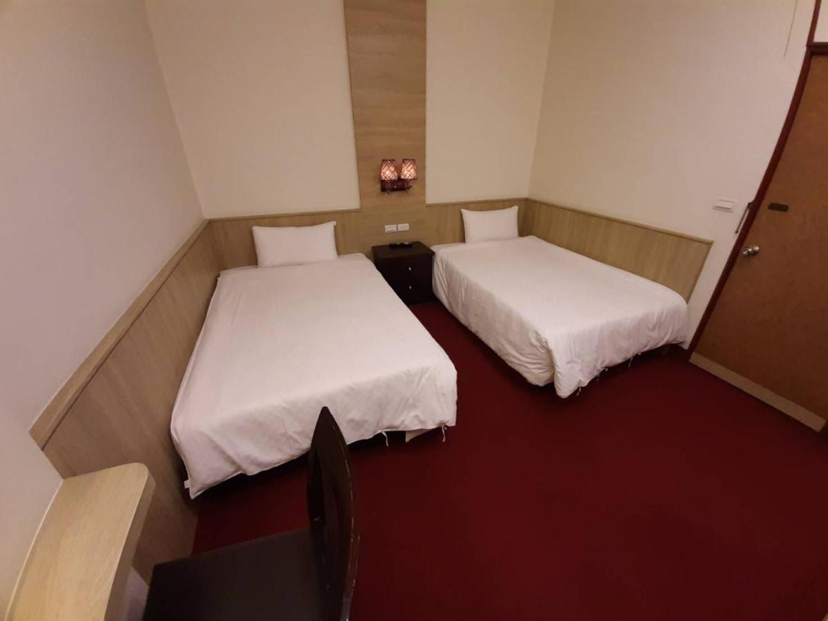 Long Cherng Hotel Luodong Exterior foto