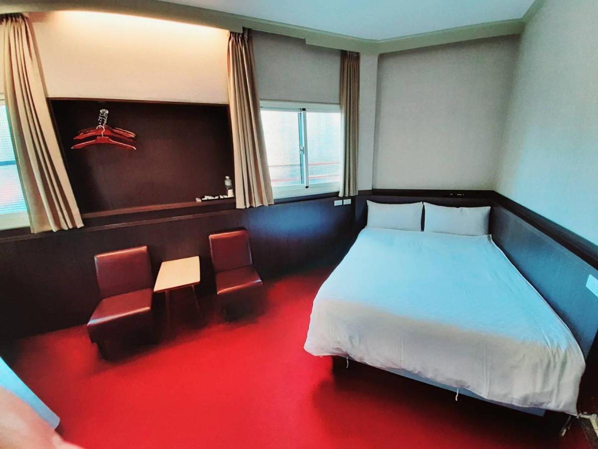 Long Cherng Hotel Luodong Exterior foto