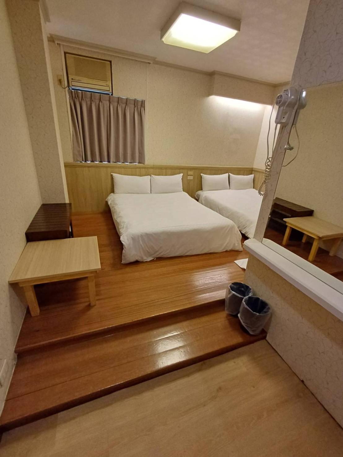 Long Cherng Hotel Luodong Exterior foto